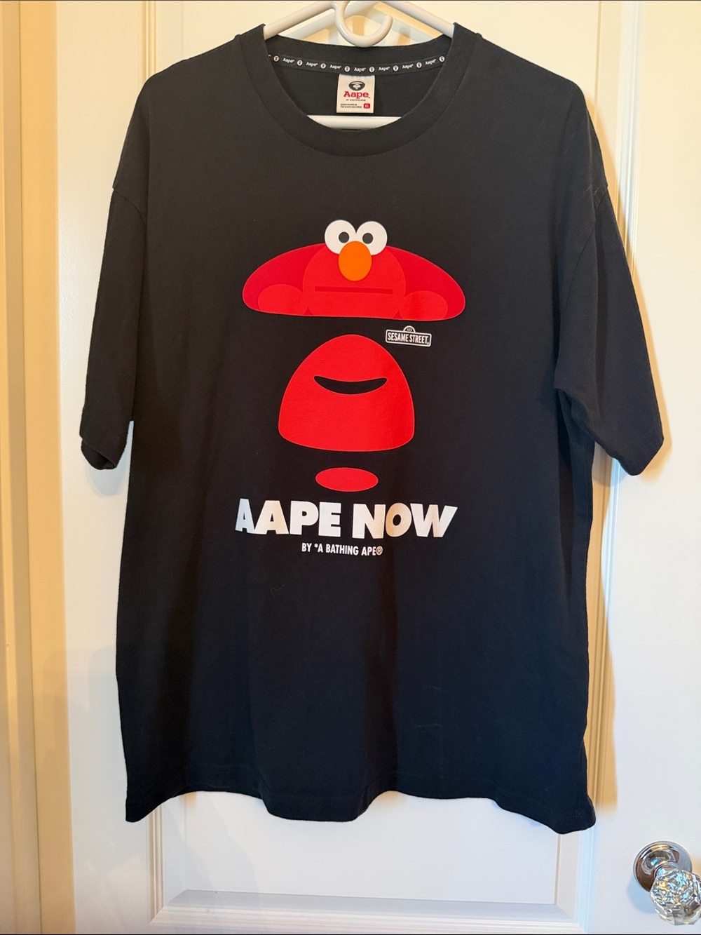 Aape by A’Bathing Ape Mens Short Sleeve Elmo Graphic Tee - Black/Red